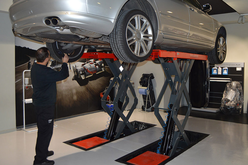 Audi Service Motorsol en Sarrià, taller especializado en modelos S y RS